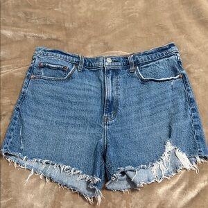 Abercrombie & Fitch 4” High Rise Mom Shorts
